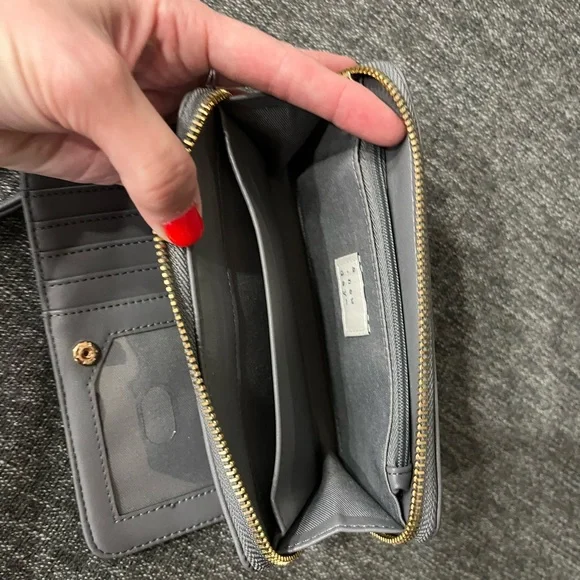 Wallet - Picture 5 of 5